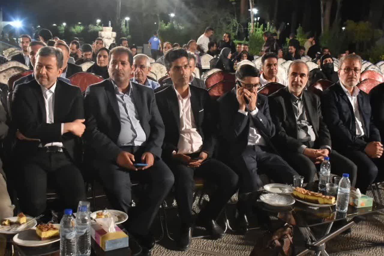 صندلی‌های خالی چهل‌ستون؛ روایتی تلخ از بی‌مهری به اصحاب رسانه اصفهان+تصاویر
